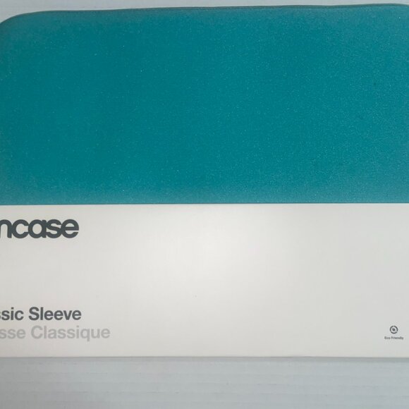 Incase Classic Sleeve compatible with most 13"for laptop & Tablets - Picture 1 of 5